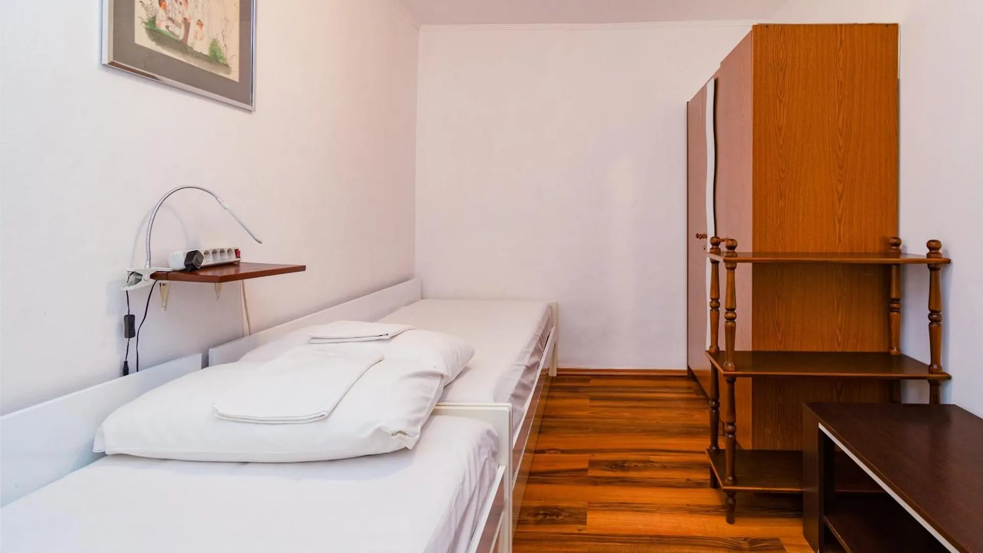 Apartments With Wifi Klenovica, Novi Vinodolski - 5530 0*, Klenovica Croatia