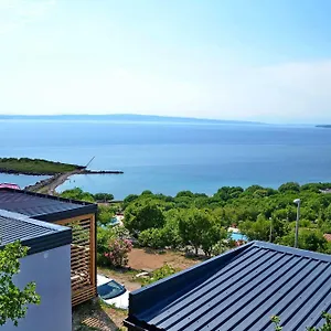2* Üdülőpark Mobile Homes Camp